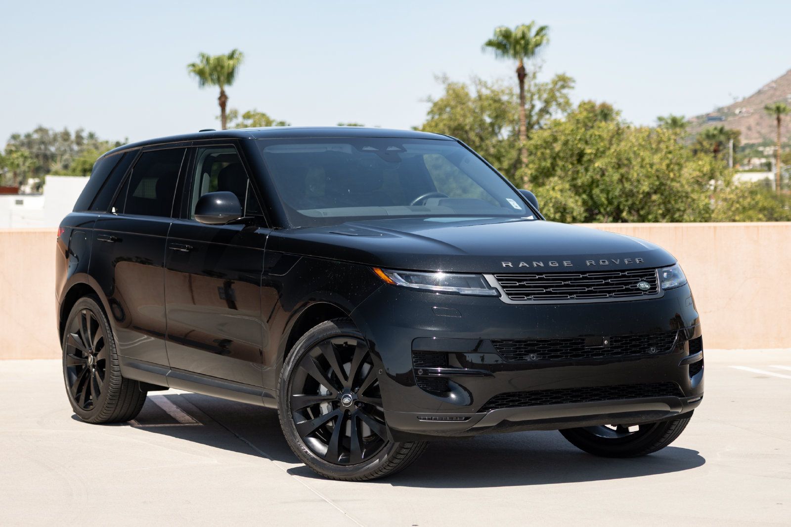 Used 2024 Land Rover Range Rover Sport SE AWD/4WD image 48