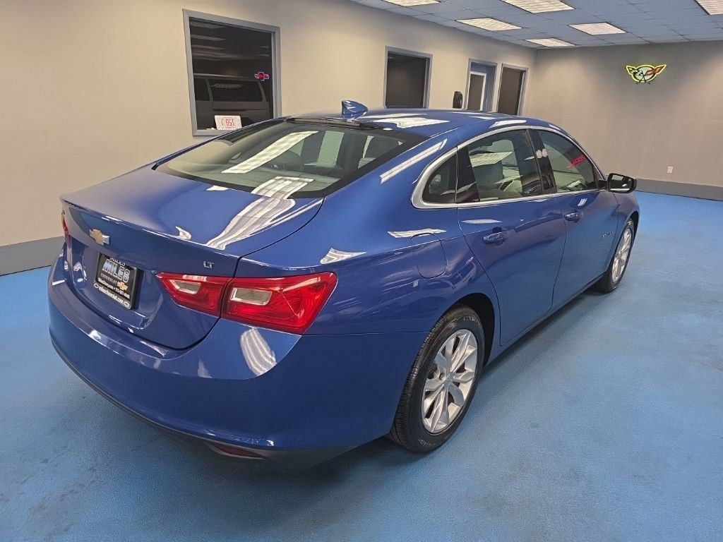 Certified 2023 Chevrolet Malibu LT FWD image 3