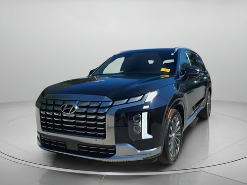 Used 2024 Hyundai Palisade Calligraphy image 10