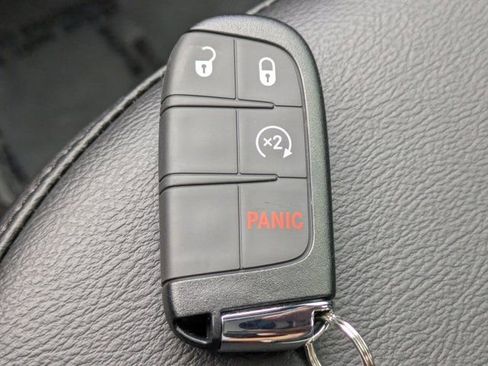 New 2026 Jeep Compass Latitude AWD/4WD image 25