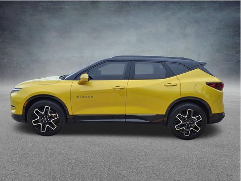 Used 2023 Chevrolet Blazer RS FWD image 14