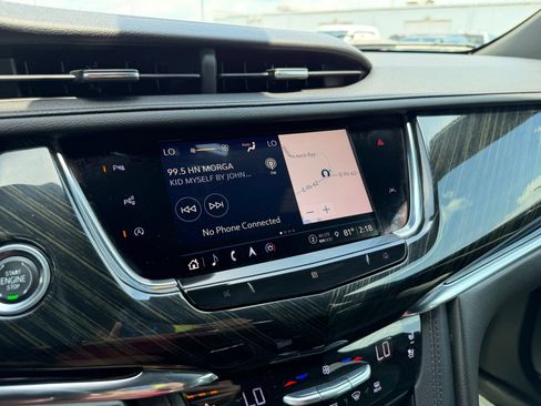 Used 2021 Cadillac XT6 Premium Luxury FWD image 21
