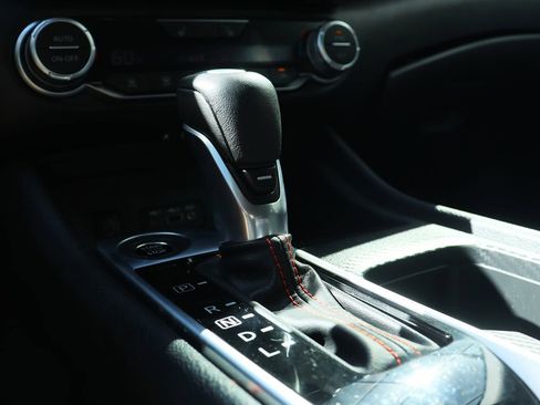 Used 2024 Nissan Sentra SR image 49