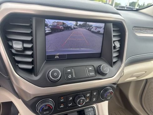 Used 2023 GMC Acadia Denali AWD/4WD image 15