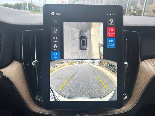 Certified 2026 Volvo XC60 B5 Plus AWD/4WD image 25