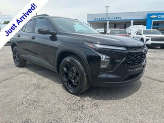 New 2026 Chevrolet Trax LT w/ Midnight Edition FWD video 1