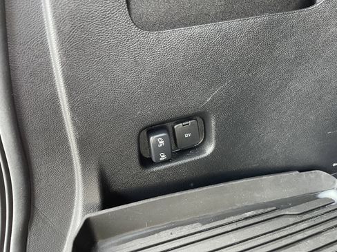 Used 2024 Ford Edge SEL w/ Convenience Package image 22