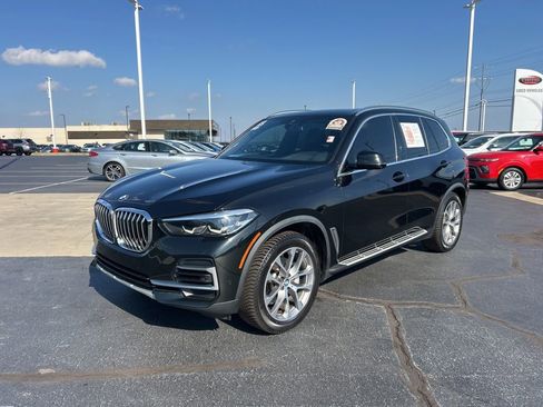 Used 2022 BMW X5 xDrive40i w/ Premium Package image 1