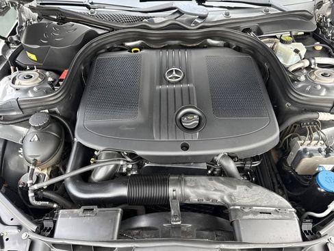Used 2014 Mercedes-Benz E 250 BlueTEC Sedan image 34