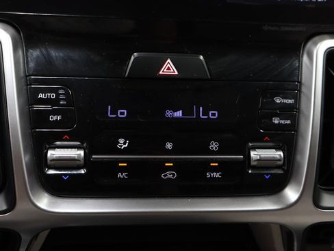 Used 2023 Kia Sorento X-Line EX AWD/4WD image 31