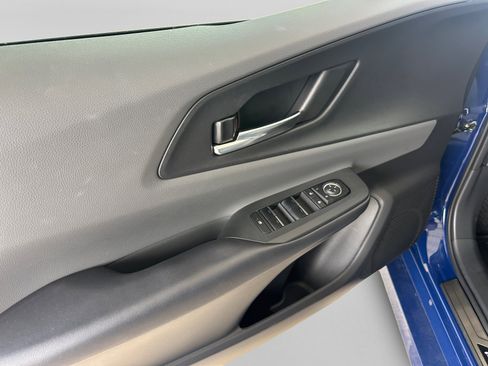 Used 2026 Toyota Prius XLE FWD image 11