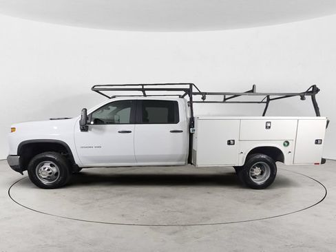 Used 2024 Chevrolet Silverado 3500 W/T w/ WT Convenience Package AWD/4WD image 8