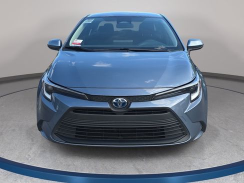 Certified 2023 Toyota Corolla LE FWD image 2