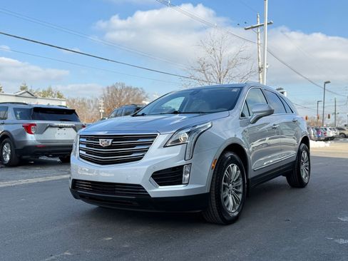 Used 2019 Cadillac XT5 Luxury image 2