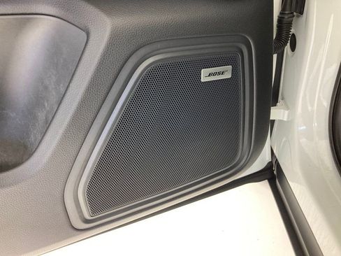 Certified 2022 Porsche Macan AWD/4WD image 7