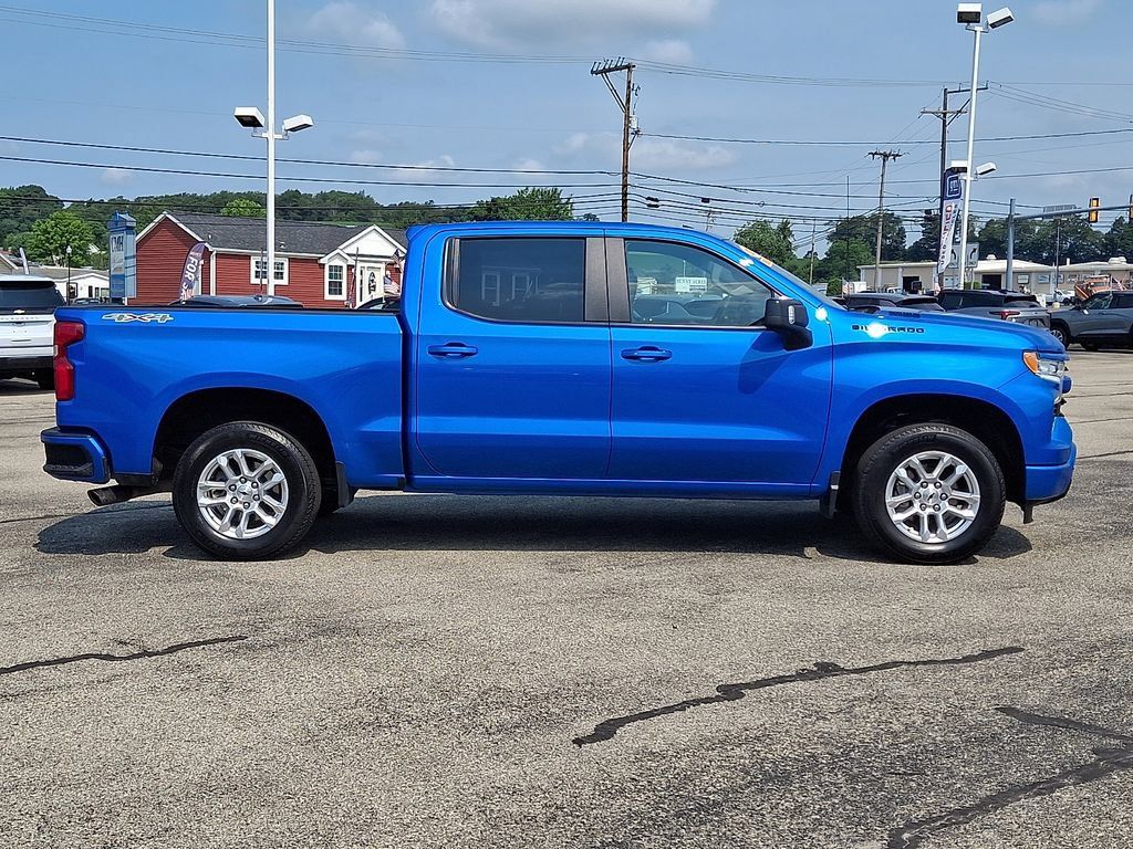 Used 2025 Chevrolet Silverado 1500 RST w/ Convenience Package II AWD/4WD image 8