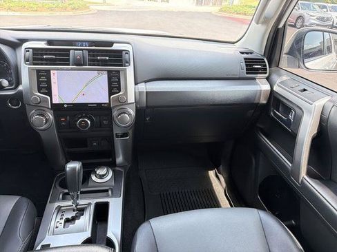 Used 2021 Toyota 4Runner SR5 Premium w/ Moonroof Package AWD/4WD image 28