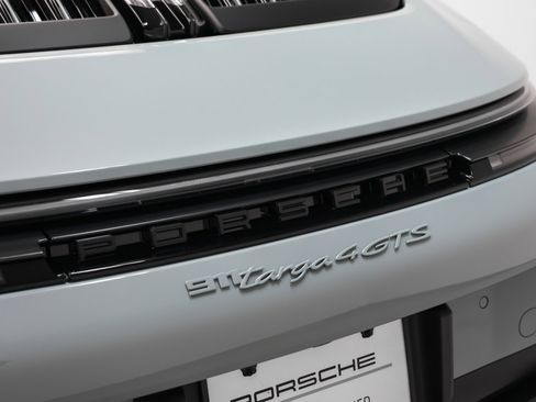 Used 2025 Porsche 911 Targa 4 GTS image 31