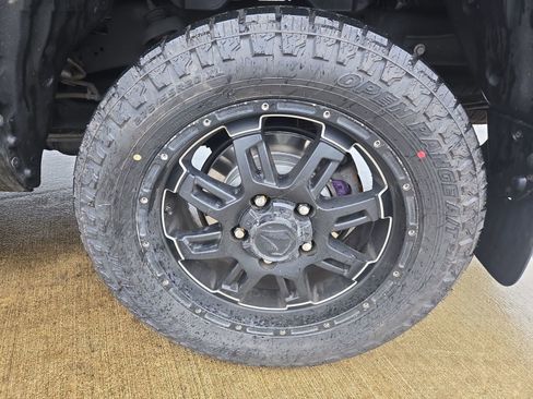 Used 2014 Toyota Tundra 1794 Edition image 11