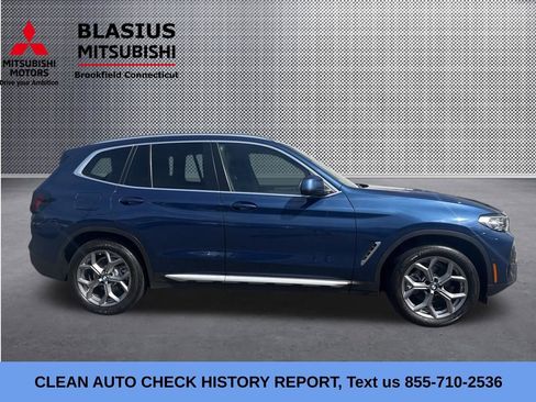 Used 2023 BMW X3 xDrive30i w/ Premium Package AWD/4WD image 3