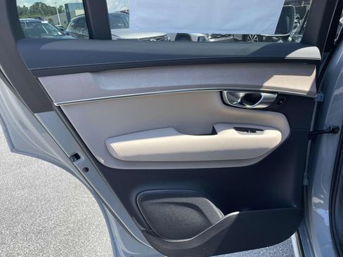 New 2026 Volvo XC90 B6 Plus w/ Protection Package Premier image 2