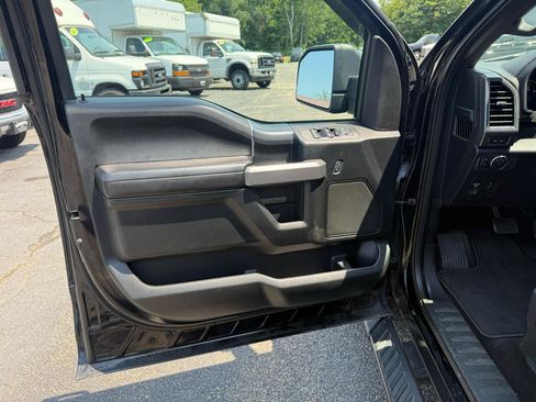 Used 2018 Ford F150 XLT w/ Equipment Group 302A Luxury AWD/4WD image 28