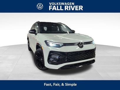 New 2026 Volkswagen Tiguan SE R-Line