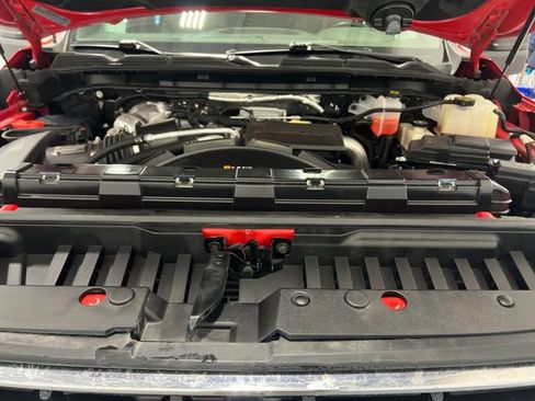 Used 2022 GMC Sierra 3500 SLT w/ SLT Convenience Package image 17