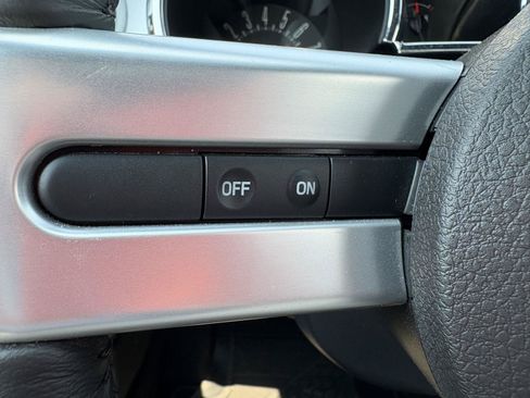 Used 2009 Ford Mustang GT RWD image 14