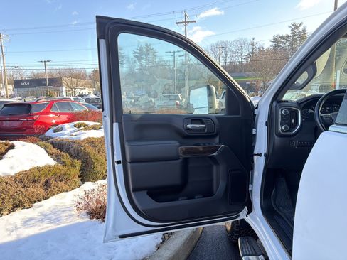 Certified 2023 GMC Sierra 2500 SLE w/ SLE Value Package; image 11