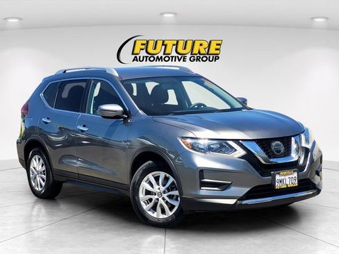 Used 2018 Nissan Rogue SV FWD image 1