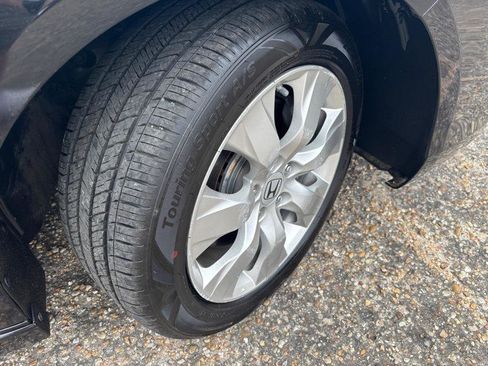 Used 2018 Acura TLX V6 w/ Technology & A-SPEC Pkg image 17