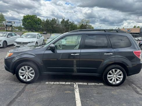 Used 2013 Subaru Forester 2.5X Premium AWD/4WD image 13