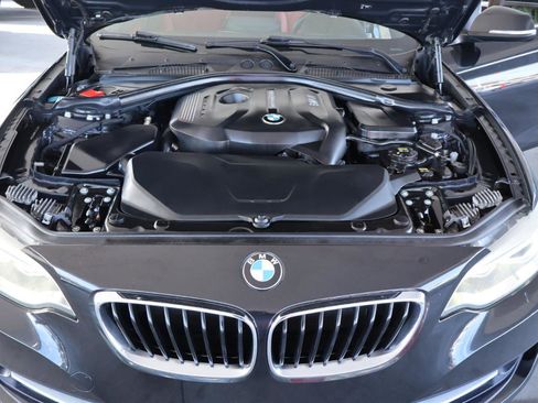 Used 2017 BMW 230i Coupe RWD image 32