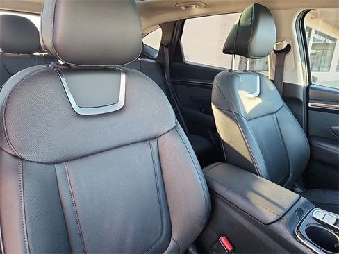Certified 2023 Hyundai Tucson Limited w/ Cargo Package image 31