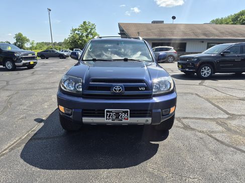 Used 2004 Toyota 4Runner Limited AWD/4WD image 3
