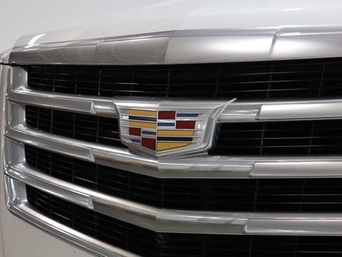 Used 2019 Cadillac Escalade ESV Luxury AWD/4WD image 10