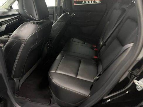 Used 2025 Nissan Murano SV AWD/4WD image 13