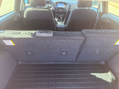 Used 2018 Ford Focus SEL image 11