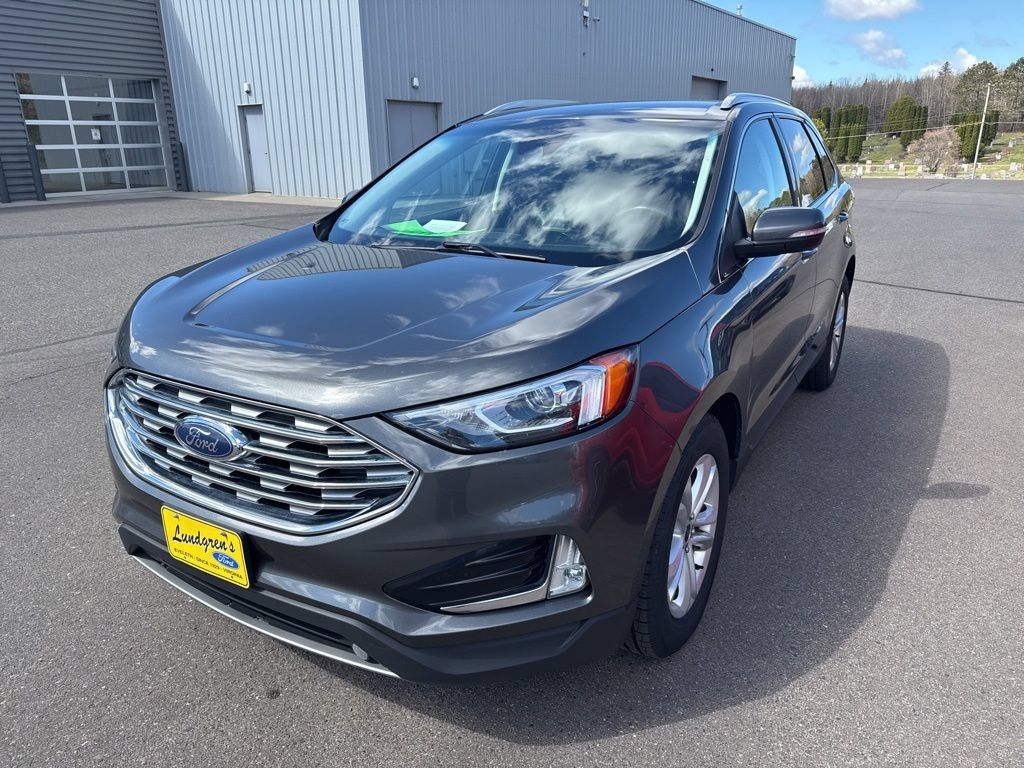 Used 2019 Ford Edge SEL w/ Cold Weather Package AWD/4WD image 1