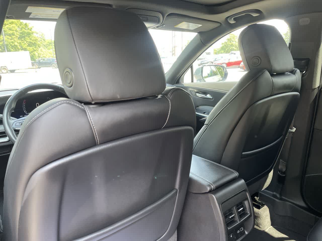 Certified 2024 Cadillac XT4 Premium Luxury AWD/4WD image 20