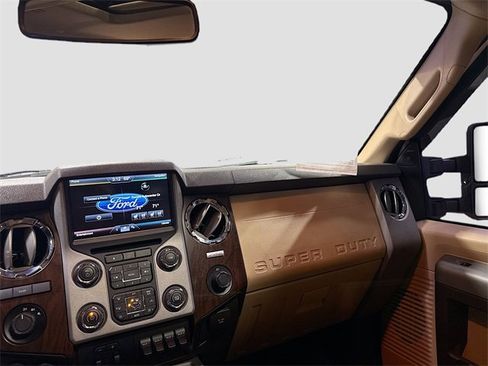 Used 2016 Ford F350 Lariat w/ Lariat Ultimate Package image 25