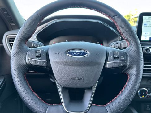 New 2024 Ford Escape ST-Line AWD/4WD image 29