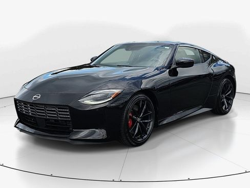 Used 2025 Nissan Z Performance w/ Floor Mat Package RWD image 8