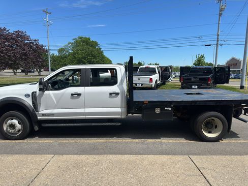 Used 2024 Ford F550 4x4 Crew Cab Super Duty image 7