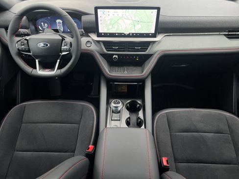 Certified 2025 Ford Explorer ST w/ Sun And Sound Package image 5