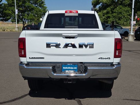 Used 2025 RAM 3500 Laramie AWD/4WD image 13