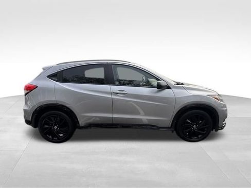 Used 2022 Honda HR-V Sport image 9
