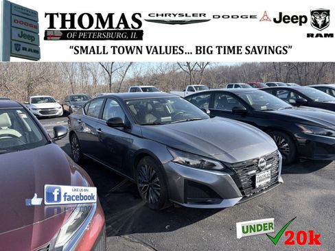 Used 2024 Nissan Altima 2.5 SV image 1