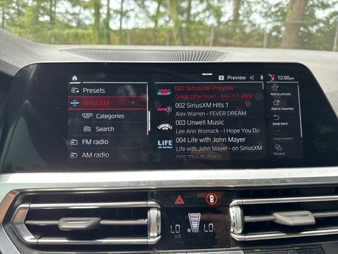 Used 2022 BMW M4 Competition w/ Executive Package RWD image 18